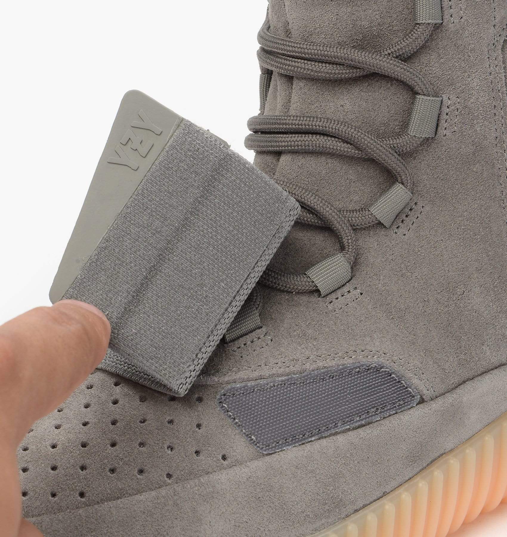 Adidas Originals Yeezy 750 Boost Light Grey-Gum