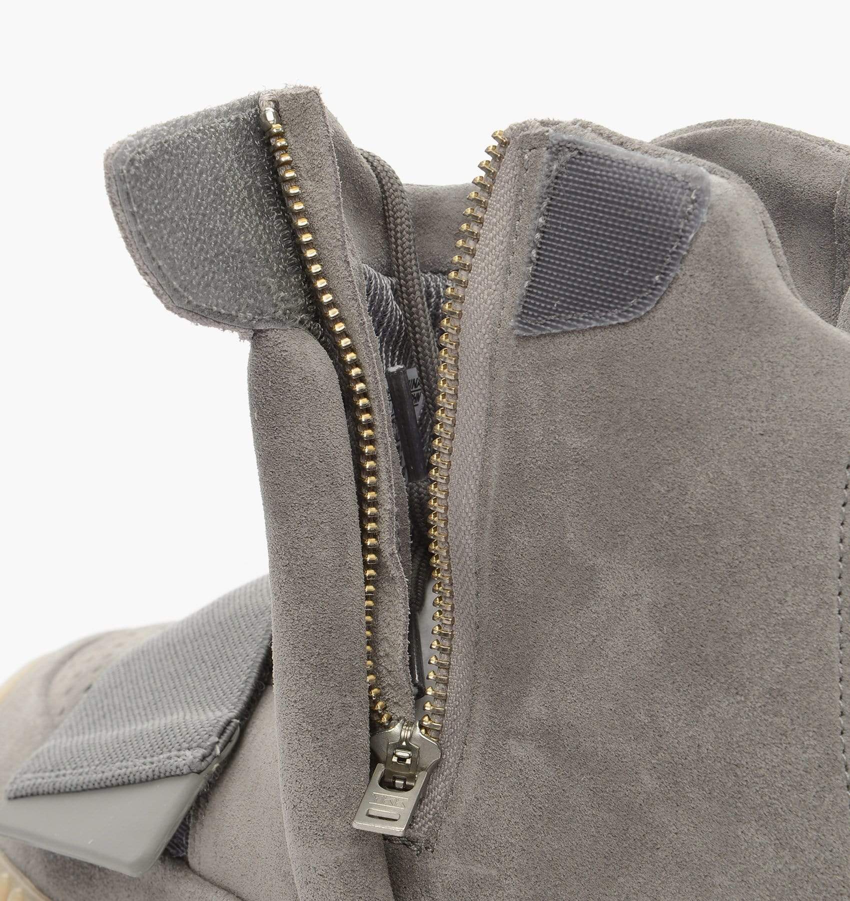 Adidas Originals Yeezy 750 Boost Light Grey-Gum