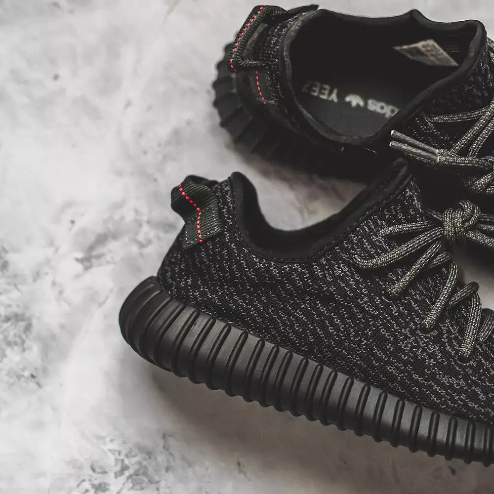 adidas Yeezy Boost 350 Pirate Black (2023)