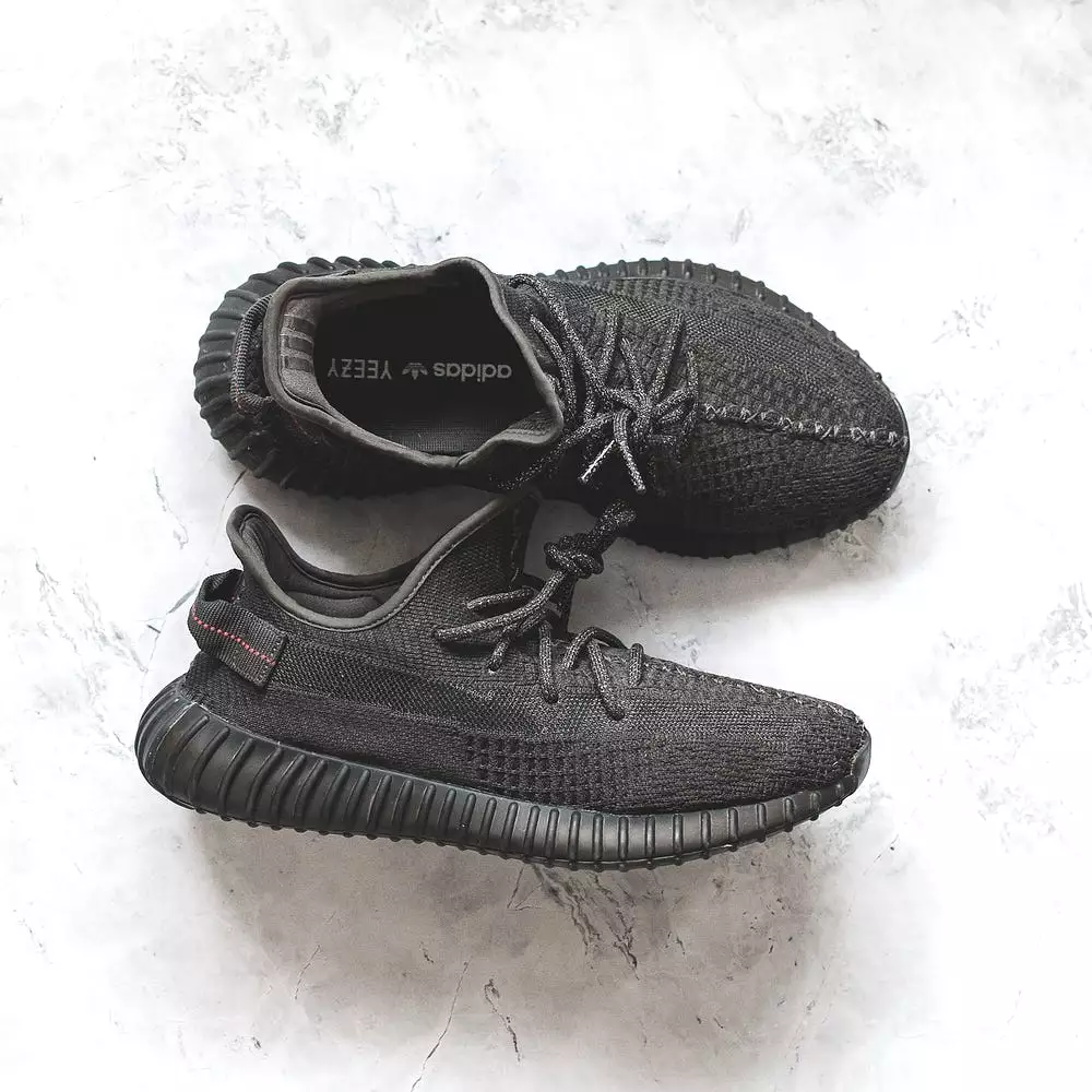 adidas Yeezy Boost 350 V2 Black (Non-Reflective)