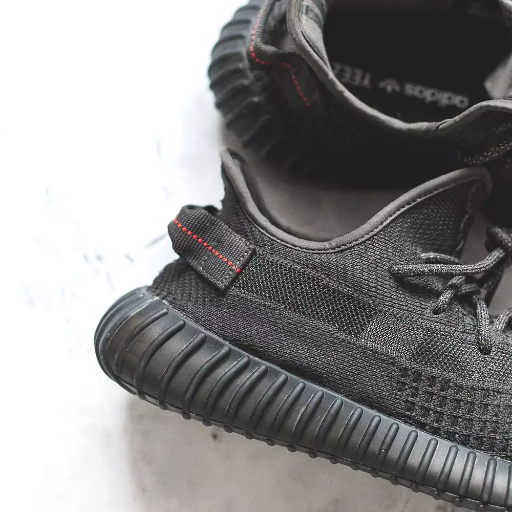 adidas Yeezy Boost 350 V2 Black (Non-Reflective)