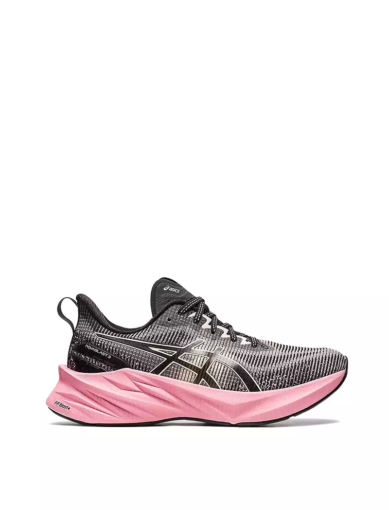 Asics Novablast 3 LE Trainers Black / Pink Rave