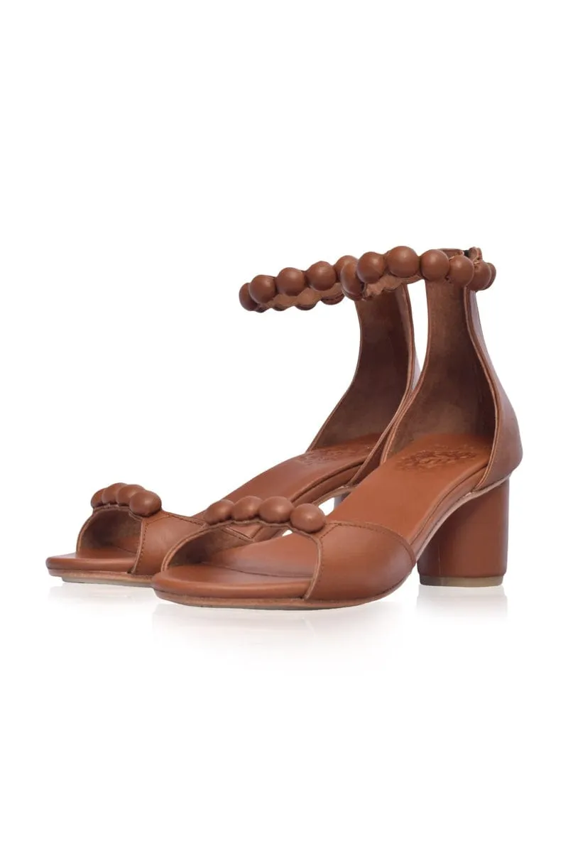 Candy Round Heel Sandals in Vintage Camel