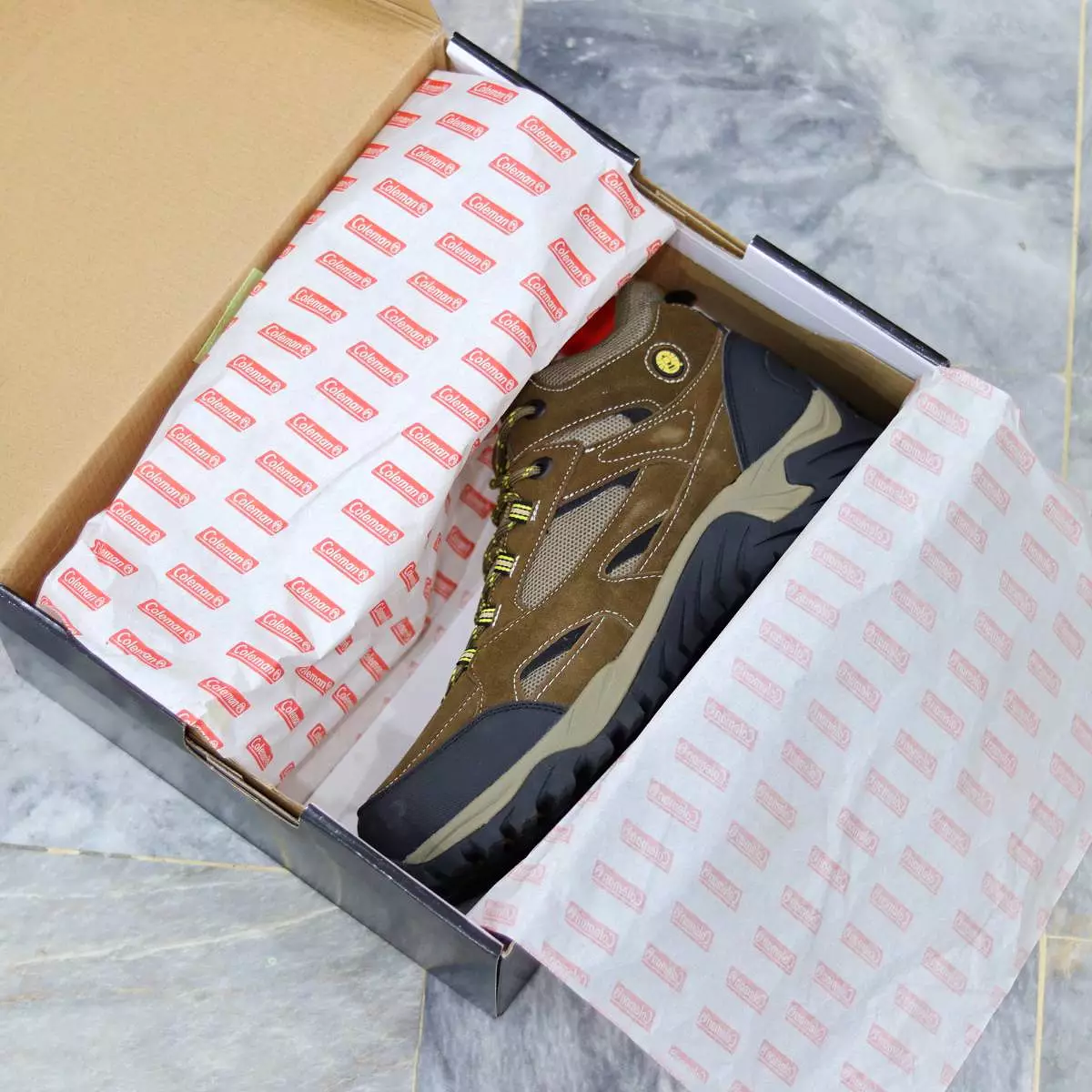 COLEMAN Golden Hiking Boots USA