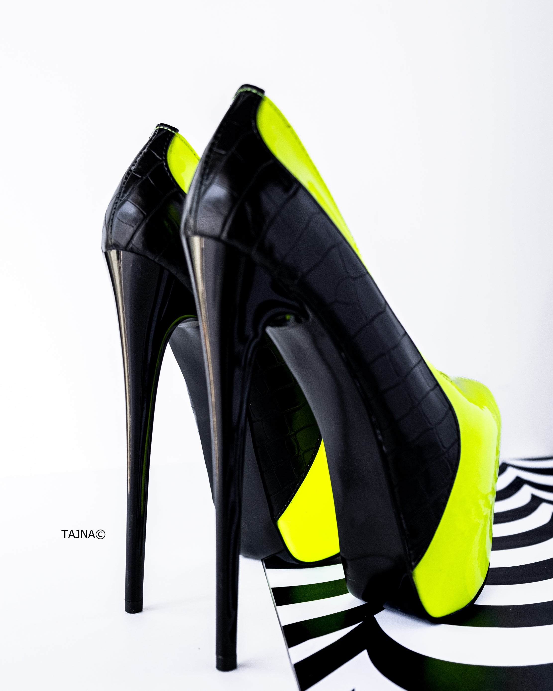 Double Colour Black Croco Yellow Neon Pumps