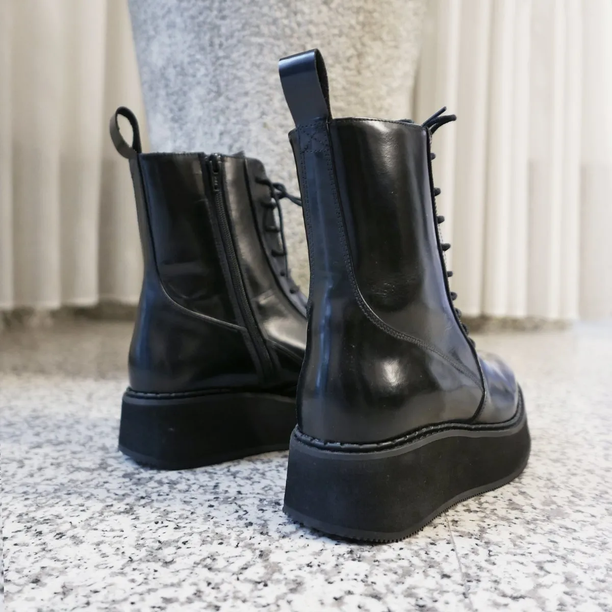 Halt Boots - Black