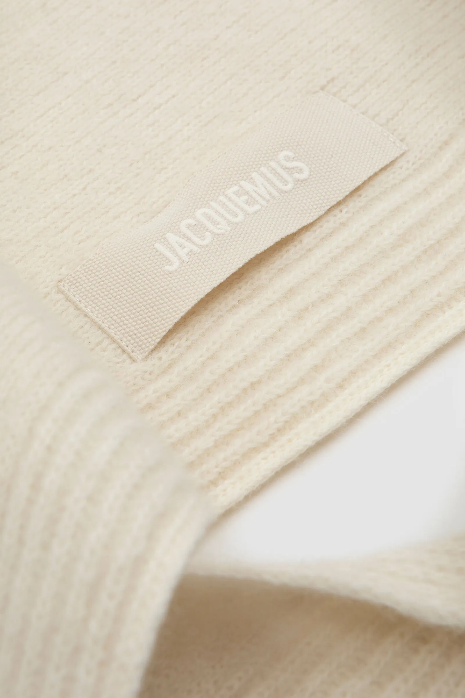 Jacquemus Le Chale Gross Grain Off-White