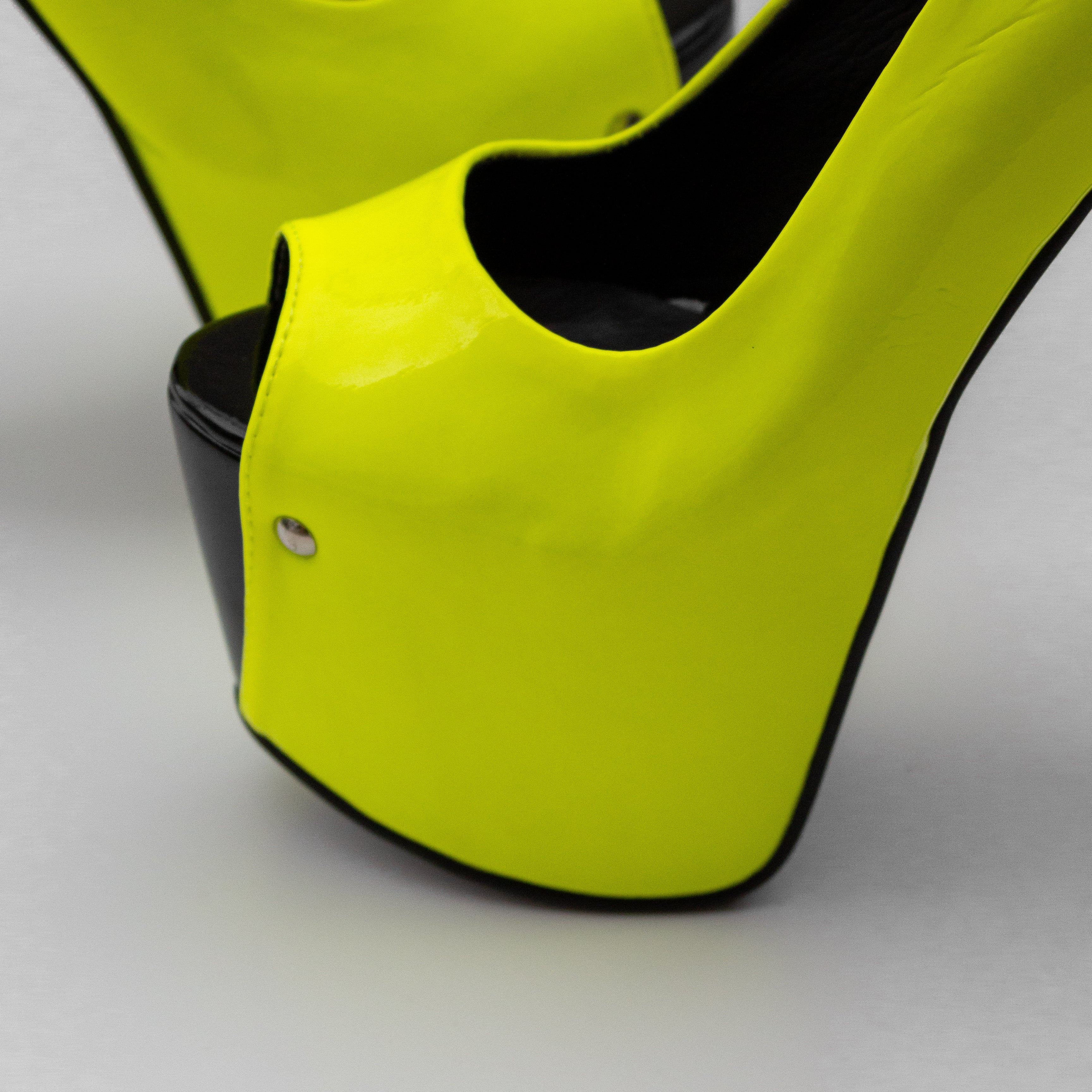 Neon Yellow Black Gloos Peep Toe Pumps