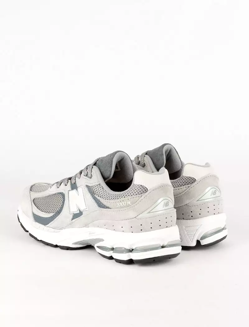 New Balance Womens 2002R Trainers Steel / Lead / Orca