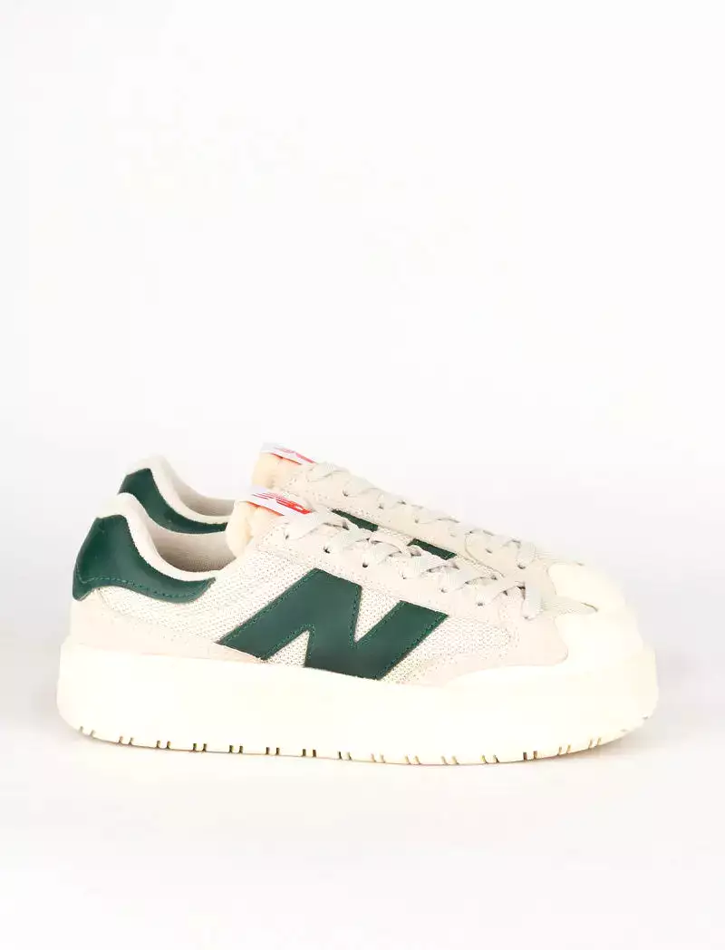 New Balance Womens CT302 Trainers White / Nightwatch Green