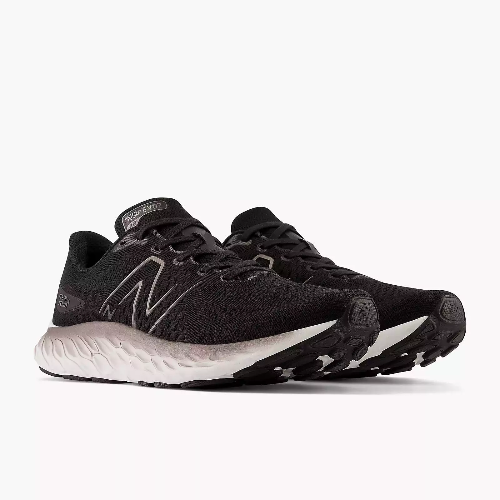 NEW BALANE MEN'S FRESH FOAM X EVOZ V3 BLACK RUNNING SHOES