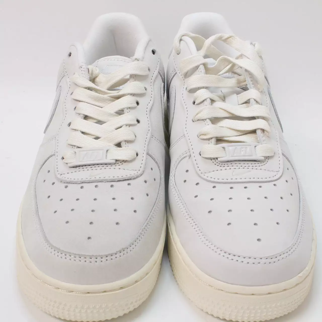 Nike Air Force 1 Summit White - UK Size 6