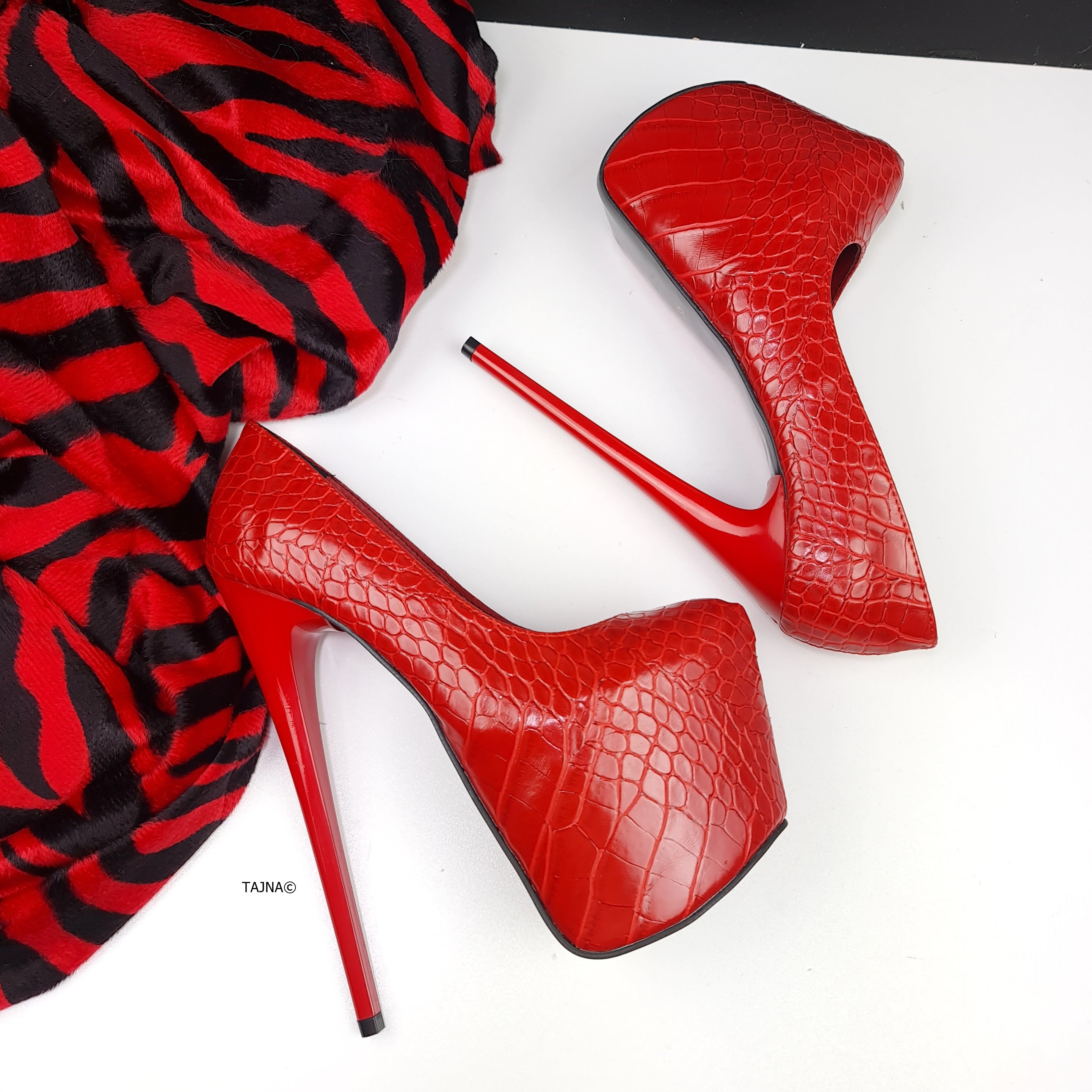 Red Croco Classic High Heel Platform Pumps