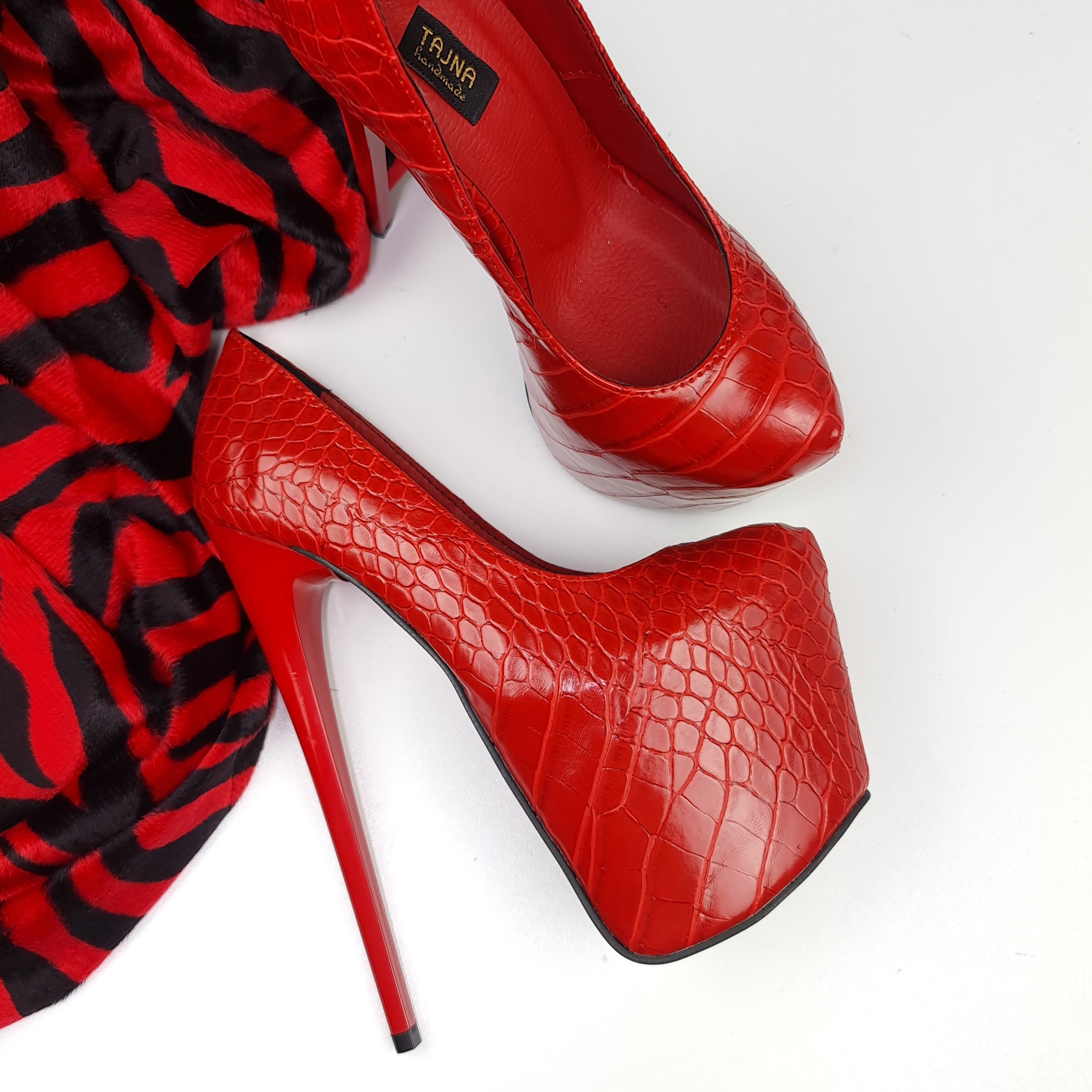 Red Croco Classic High Heel Platform Pumps