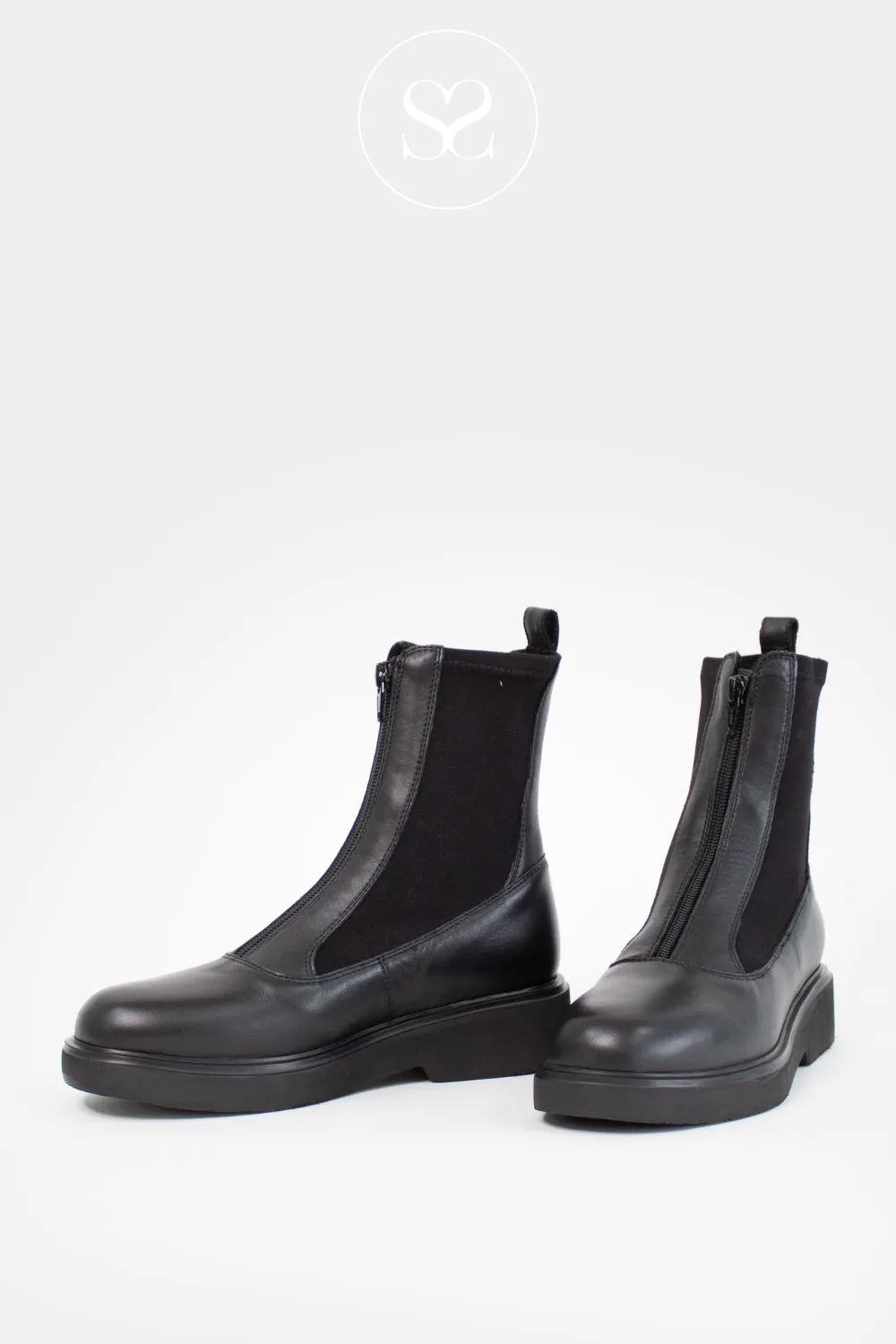 UNISA FOGGIA BLACK LEATHER ANKLE BOOTS