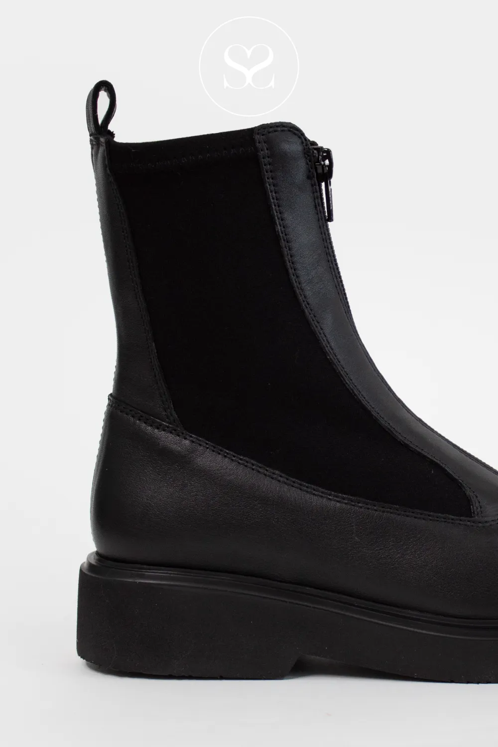 UNISA FOGGIA BLACK LEATHER ANKLE BOOTS