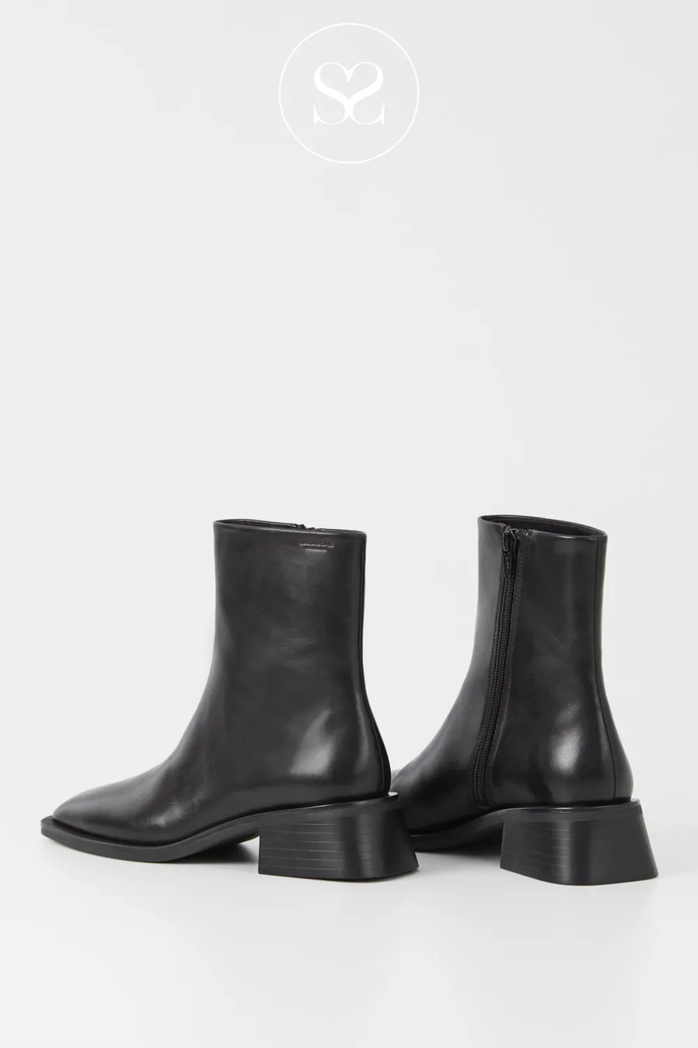 VAGABOND BLANCA 5217-201 BLACK LEATHER BLOCK HEEL ANKLE BOOTS