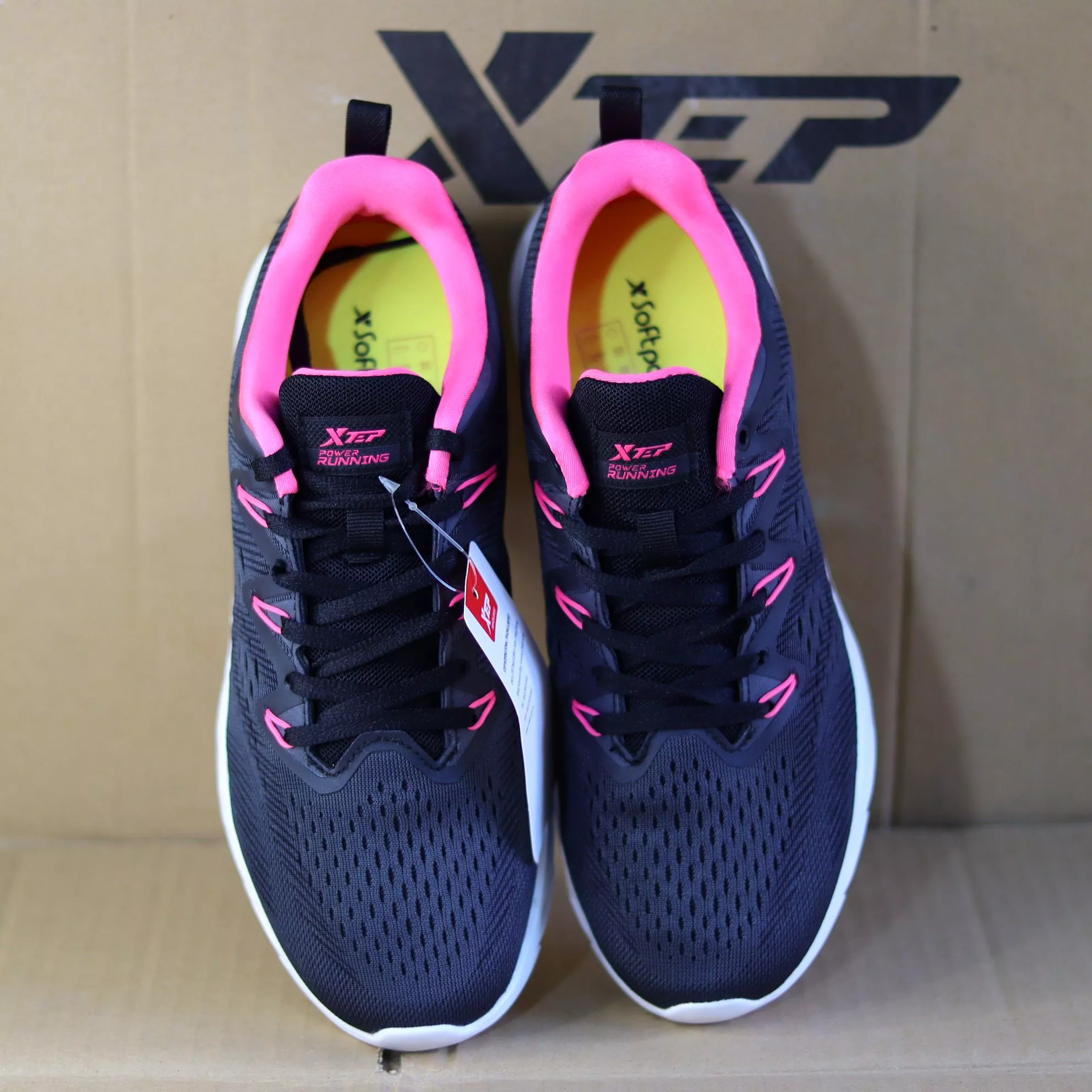 X32 - Women's Medicated Running Shoe by Xtep