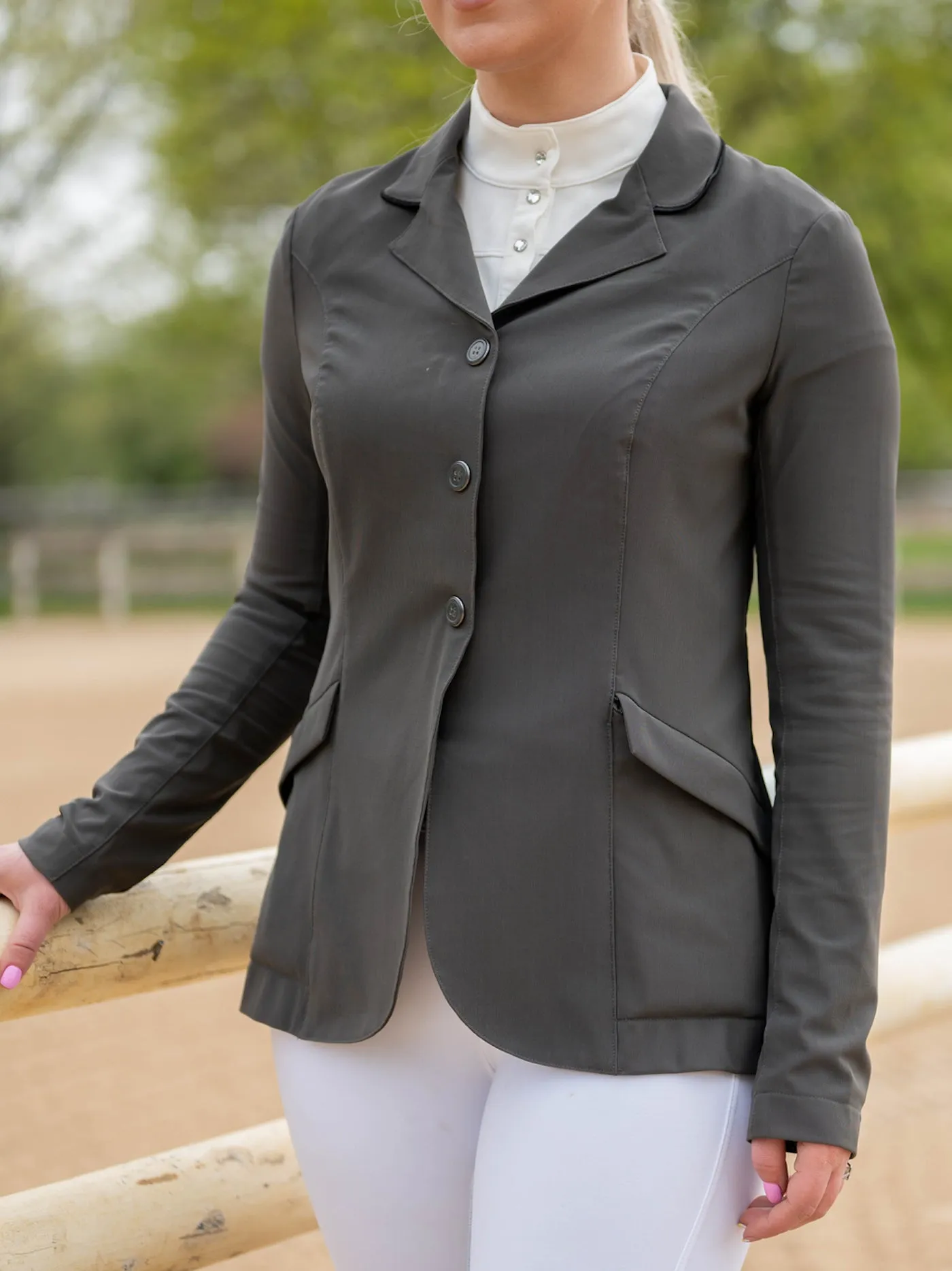 Zephyr II Mesh Hunt Show Coat - Charcoal